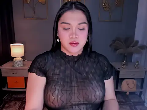 Snapshot of MaxeneCullens chatting on October 2, 3:00 am MaxeneCullens online show from October 2, 3:00 am