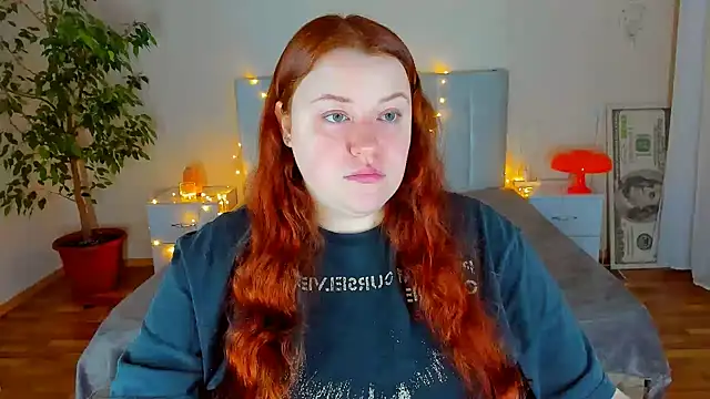 PolinaSalvatore online show from February 9, 5:04 pm