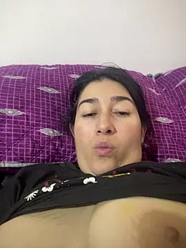 andreaisis2 online show from January 18, 5:53 pm