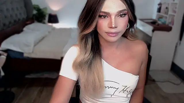 Snapshot of liaa_lurrecams chatting on October 19, 3:03 pm liaa lurrecams online show from October 19, 3:03 pm