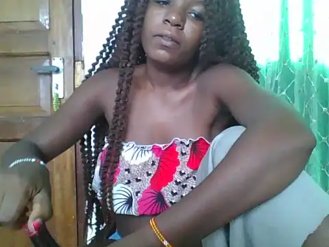 sweetchic  online show from March 9, 6:38 am