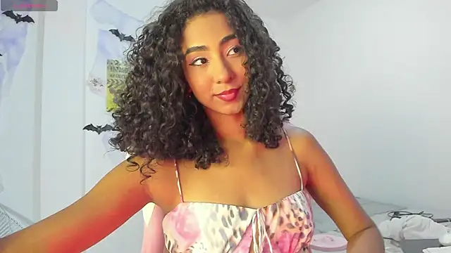 Snapshot of khaliope chatting on October 26, 2:51 am khaliope online show from October 26, 2:51 am