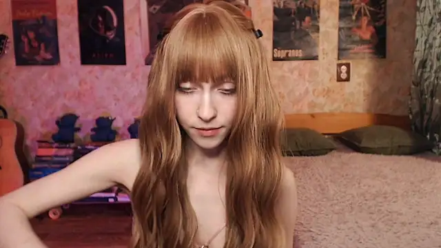 Snapshot of Friendly_Ellie chatting on October 6, 1:17 pm Friendly Ellie online show from October 6, 1:17 pm