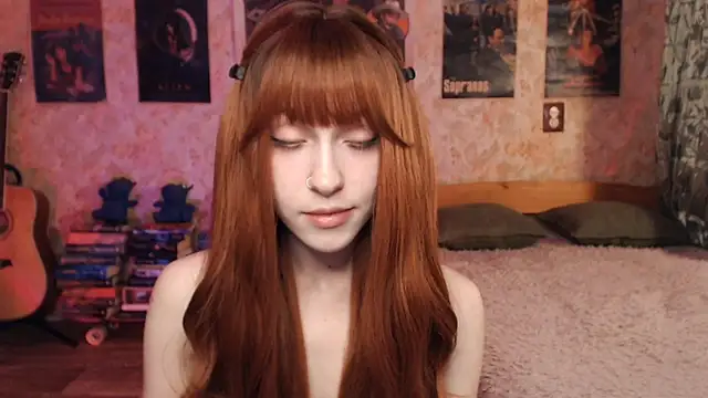 Snapshot of Friendly_Ellie chatting on September 21, 12:31 am Friendly Ellie online show from September 21, 12:31 am