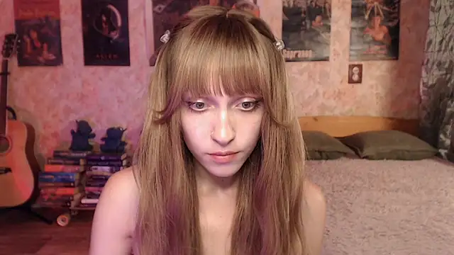 Friendly Ellie online show from July 7, 2:20 pm