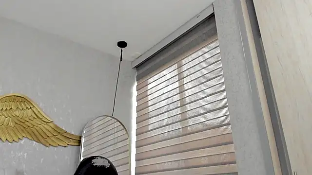 EmmaFerrary online show from July 27, 7:11 pm