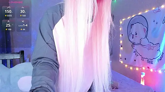 Misty Shadow online show from December 3, 12:02 am