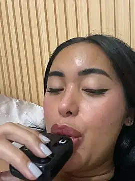 HeavenlyStar online show from November 13, 6:12 am