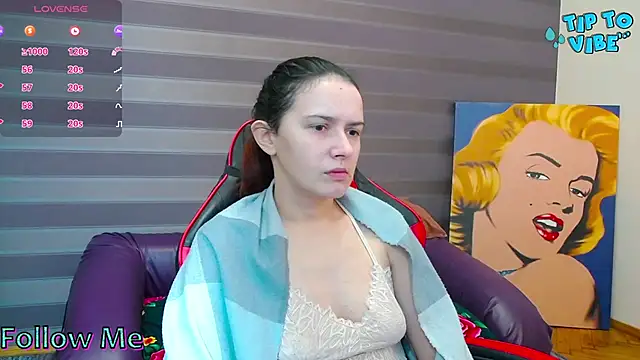 iris nikhols online show from December 20, 3:21 am