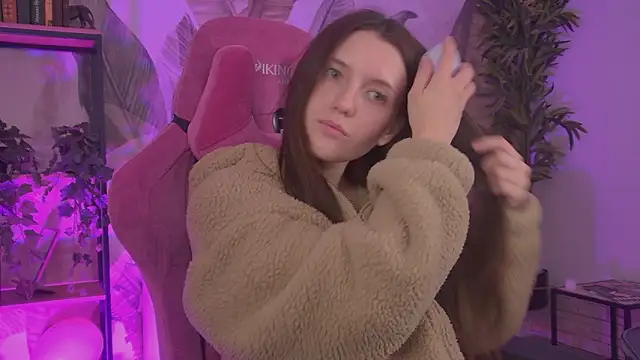 JennyDens online show from March 25, 3:26 pm