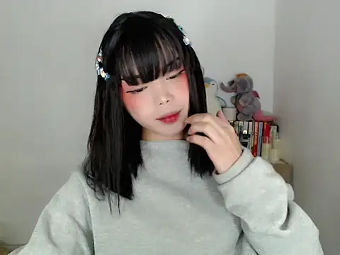 SweetCheska19 online show from May 9, 1:13 pm