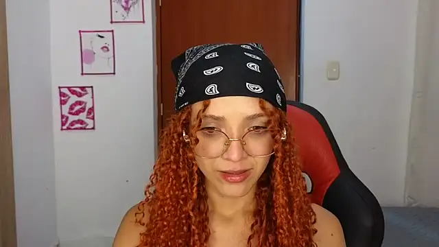 SexyLeilaa online show from October 25, 1:57 am