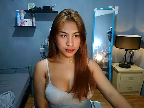 Snapshot of luxxy_grand chatting on October 7, 7:13 am luxxy grand online show from October 7, 7:13 am