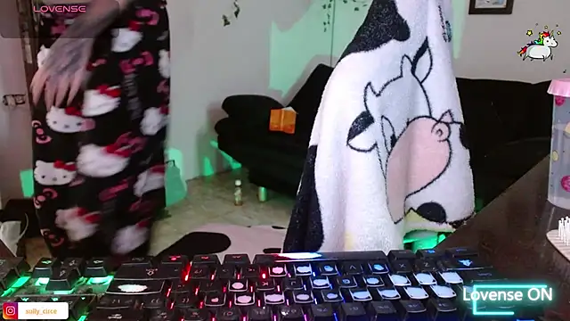 MaryJannes online show from February 10, 1:36 pm