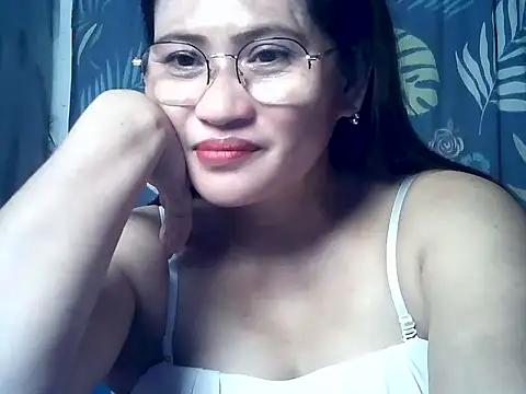 Snapshot of Amazing_Angel22 chatting on October 6, 5:51 pm Amazing Angel22 online show from October 6, 5:51 pm
