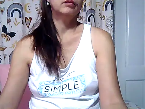 urwife tobe online show from April 7, 8:33 pm