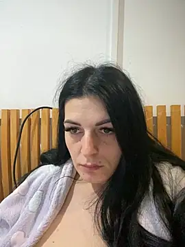 Mary Hot  online show from February 12, 8:10 pm