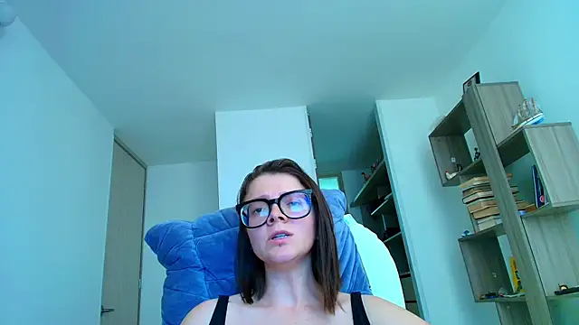 Snapshot of Arya_starrk chatting on September 13, 4:26 pm Arya starrk online show from September 13, 4:26 pm