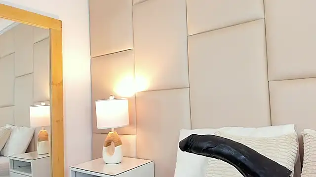 AntoniaRoss  online show from July 29, 12:16 pm
