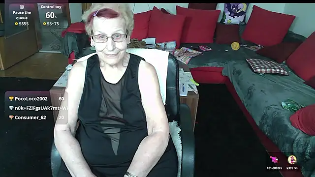 Snapshot of HeisseomaOriginal chatting on October 8, 11:25 am HeisseomaOriginal online show from October 8, 11:25 am