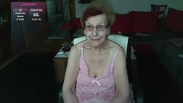 HeisseomaOriginal online show from February 22, 8:26 am