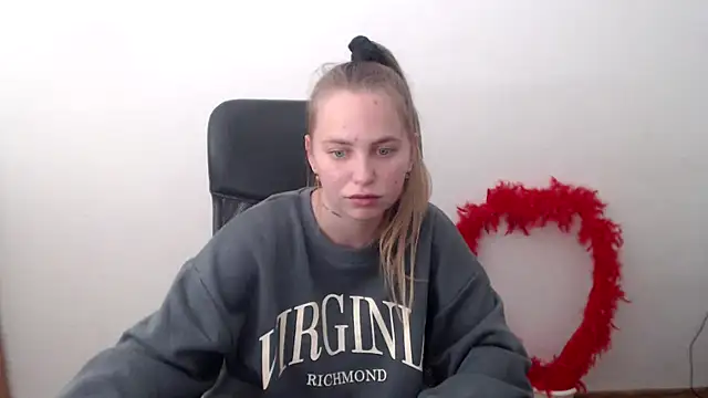 klerkarina online show from October 20, 7:33 am