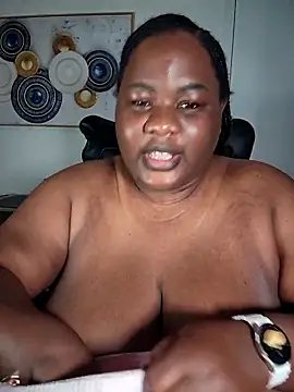 SexyHugeblackTitties online show from February 20, 5:36 pm