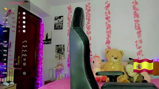 gabrielatafur  online show from September 19, 9:25 pm