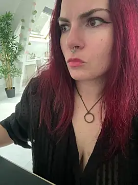 Snapshot of LunaMoongirl chatting on September 14, 5:22 pm LunaMoongirl online show from September 14, 5:22 pm