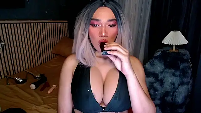 Snapshot of sexcindy chatting on October 7, 6:56 pm sexcindy online show from October 7, 6:56 pm