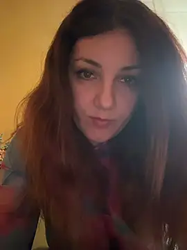 DaisyVibesss online show from January 8, 11:47 am