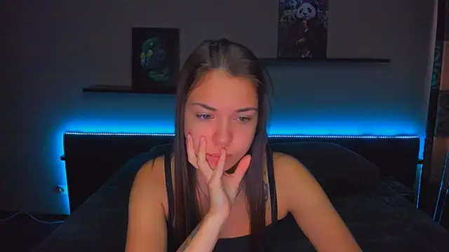 Snapshot of AlexaBarkley chatting on October 6, 12:38 am AlexaBarkley online show from October 6, 12:38 am