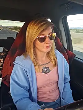 SheIsSomething online show from January 6, 12:03 am