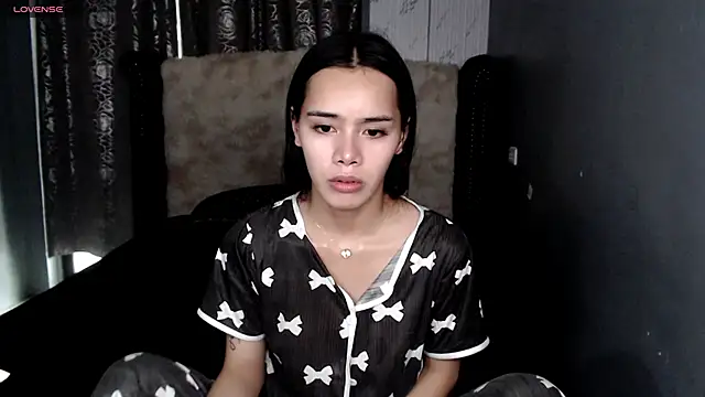 shecutie69 online show from February 8, 2:59 am