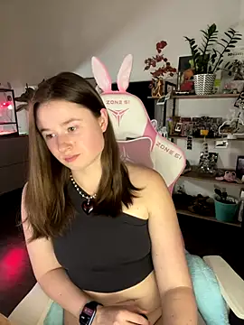 Snapshot of sweetest_pie chatting on October 5, 5:51 pm sweetest pie online show from October 5, 5:51 pm