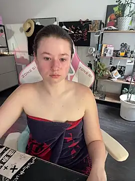 sweetest pie online show from June 26, 5:52 am