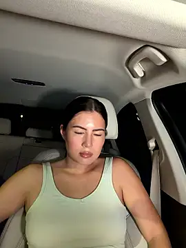 Snapshot of clairewntr chatting on October 14, 9:28 pm clairewntr online show from October 14, 9:28 pm