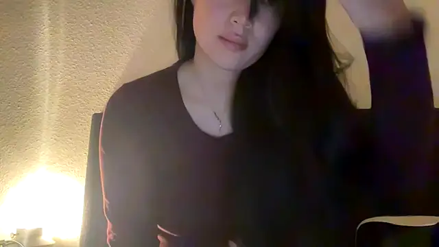 clairewntr online show from October 25, 7:32 pm