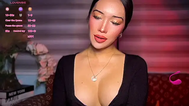 Jasmine Elcock online show from October 11, 3:59 pm