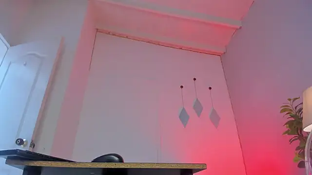 Snapshot of swt-booty chatting on September 23, 5:55 pm swt-booty online show from September 23, 5:55 pm