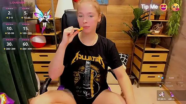  fiona Love online show from October 6, 8:57 pm