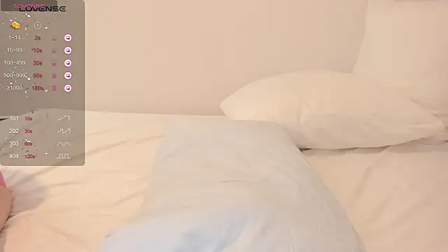  Snorkmaiden  online show from January 14, 1:27 pm