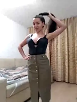 baby sweet girl  online show from April 20, 9:51 pm