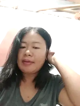 Lovelywoman43 online show from October 19, 2:13 am