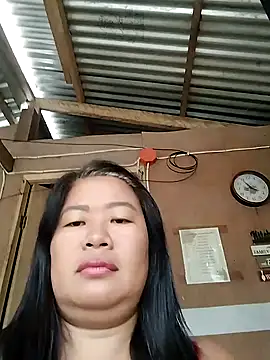 Lovelywoman43 online show from November 15, 10:22 pm