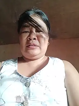 Lovelywoman43 online show from June 9, 3:17 am