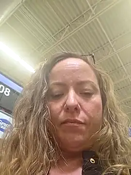 julimonroe online show from February 19, 7:13 pm