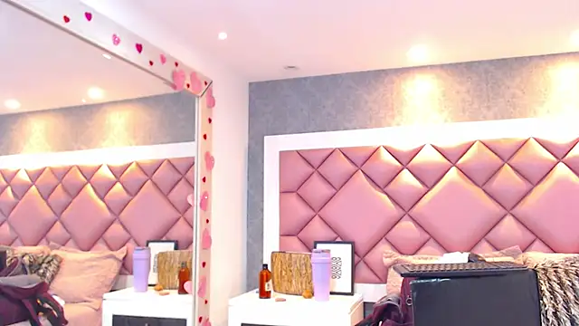 DanielaDuff online show from January 31, 8:18 pm