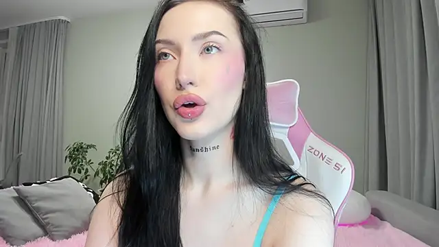 JenniferQueen11 online show from September 11, 1:55 pm