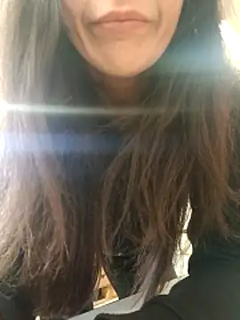    z   online show from March 4, 2:23 pm